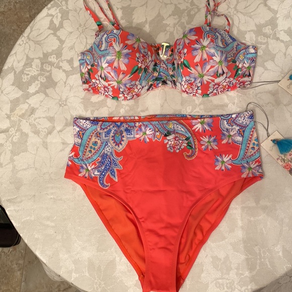 🆕Johnny Was 2 pc Drew Bathing Suit - Picture 2 of 9